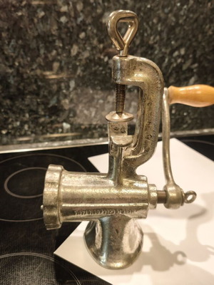 Meat grinder used, manual cast iron, Czechoslovakia made