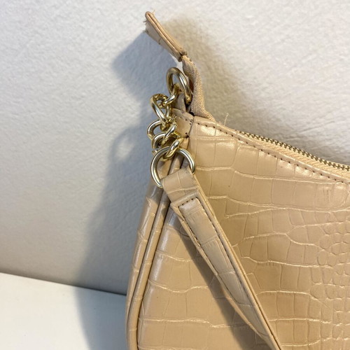 New Yorker beige shoulder bag