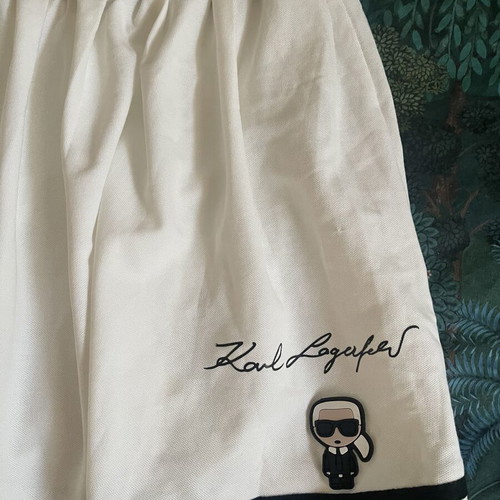 Karl Lagerfeld skirt white, like new, size M