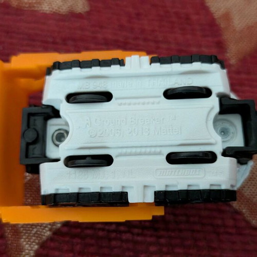 Matchbox Ground Breaker vehicle like new, white, RANEC Construction theme