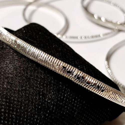 Set of 10 women's bracelets stainless steel new in gift box