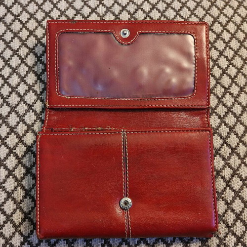 Red wallet used with multiple compartments