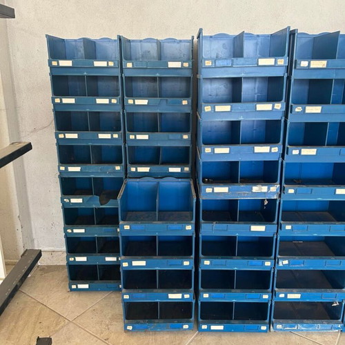 Plastic Storage Bins like new, about 200 pieces