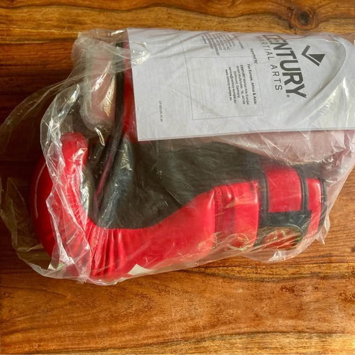 Century Kick-boxing Point Fighting Gloves new