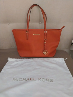 Michael Kors tote bag shoulder orange like new