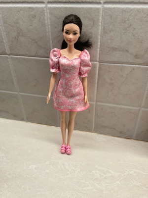 Barbie doll used in good condition