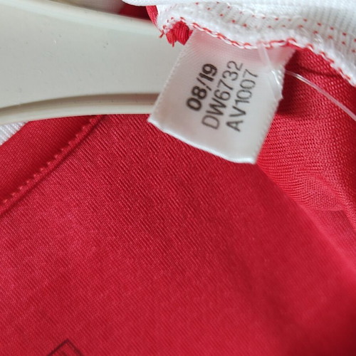 Benfica Lisbon Home Jersey 2018/2019 Adidas size S like new