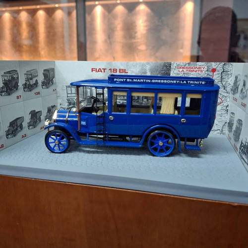 Fiat 18 BL Omnibus 1915 συλλεκτική μινιατούρα λεωφορείου 1:43 RIO