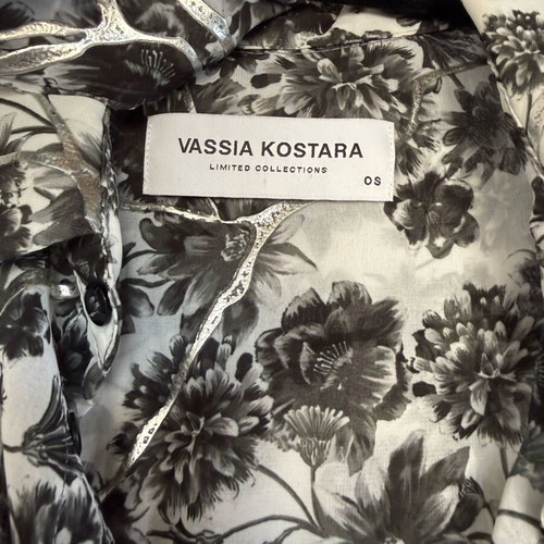 Vassia Kostara shirt like new, black and white, one size