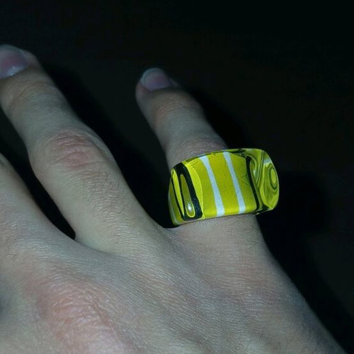 Vintage yellow ring used, for small finger