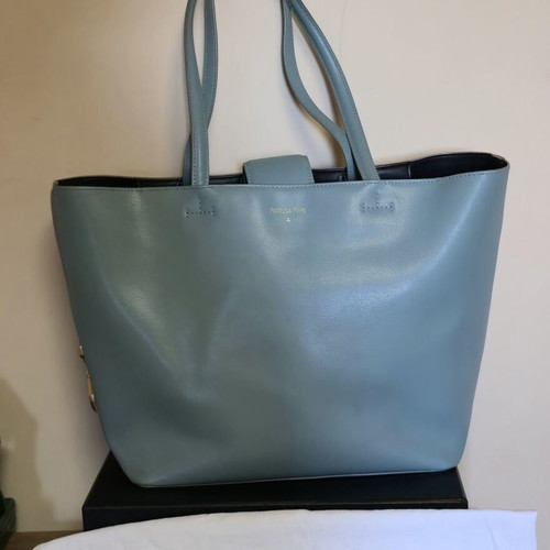Patrizia Pepe shoulder bag used, turquoise leather, one main compartment