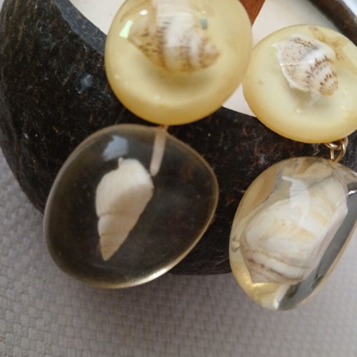 Vintage summer earrings with shells