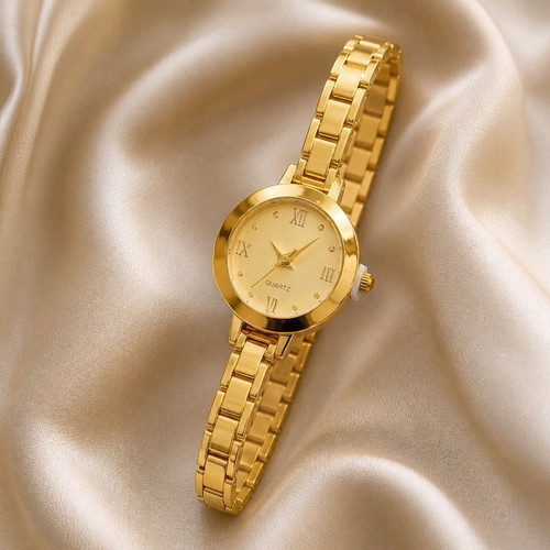 Women's quartz watch new with Roman numerals and gold bracelet