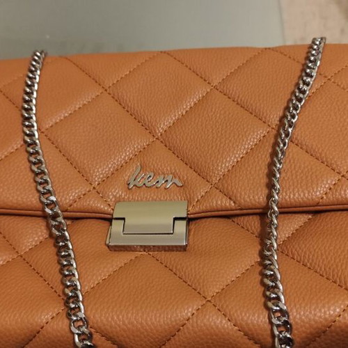 Kem shoulder bag camel color new, medium size