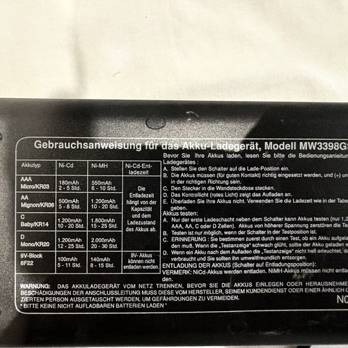 Top Craft MW3398GS battery charger (AA, AAA, C, D, 9V)