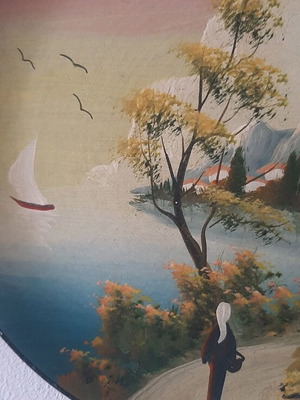 Ceramic plate hand-painted like new