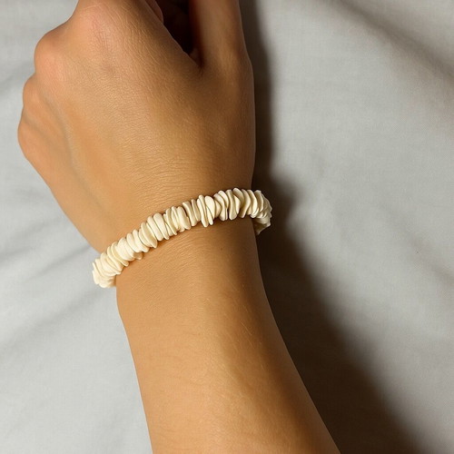 Summer bracelet with shells like new, white/salmon shades