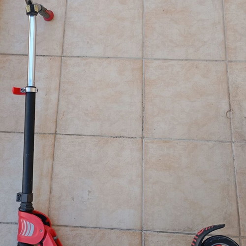 Globber Folding Scooter like new