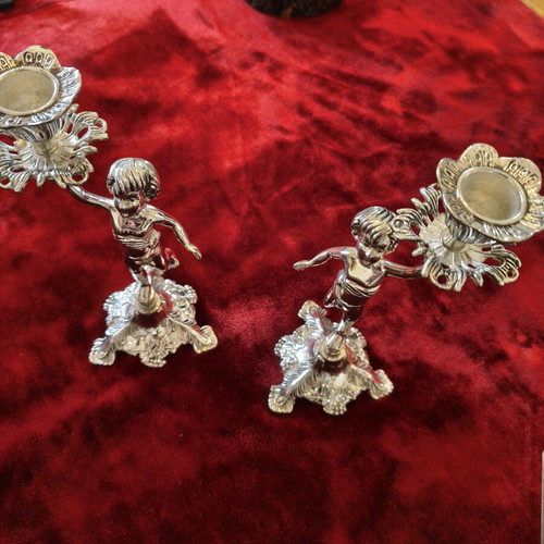 Vintage cherubs metal candlesticks pair, excellent condition