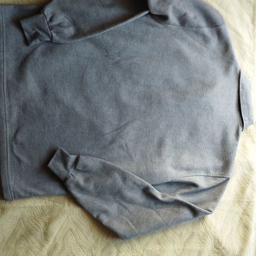 Set of 3 long-sleeve polo shirts size M like new, blue and grey