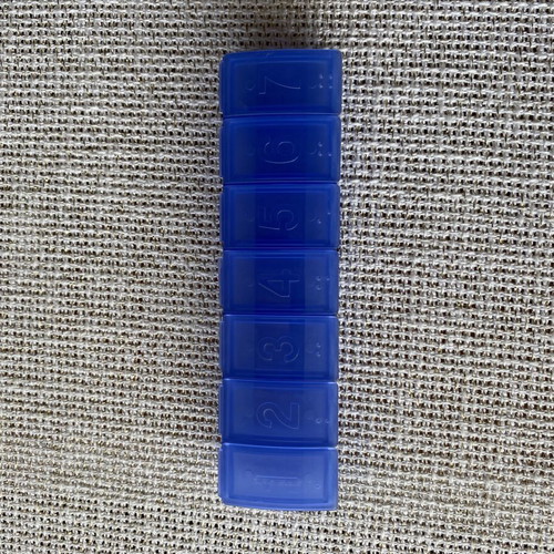 Tupperware plastic pill case like new