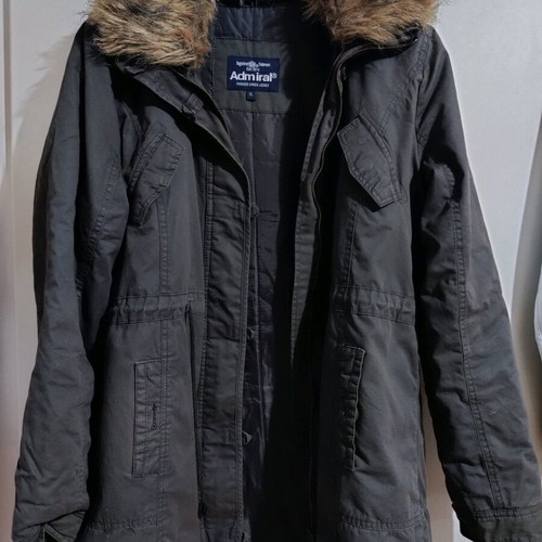 Admiral jacket very warm like new XL with slight discoloration