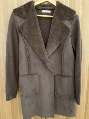 Suede and knitted coat with fur like new, one size