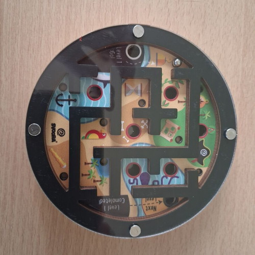 Labyrinth pocket game like new, small size