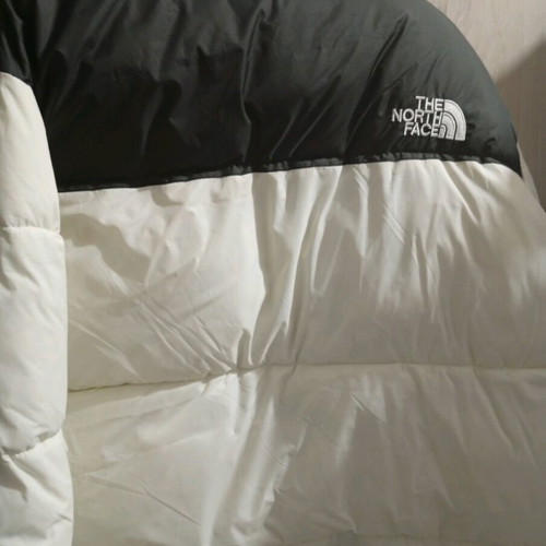 The North Face women's jacket L new, black and white
