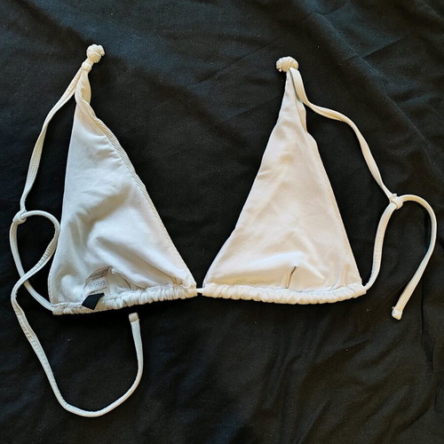 Top triangle bikini white rib used