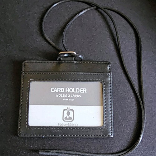 Leather card holder with elastic cord new, black