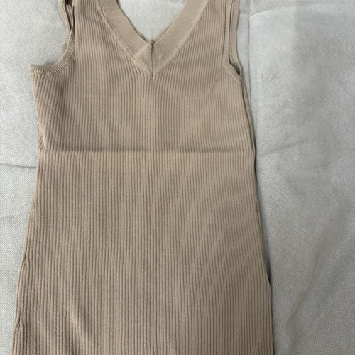 Guess ribbed sleeveless top beige Small like new