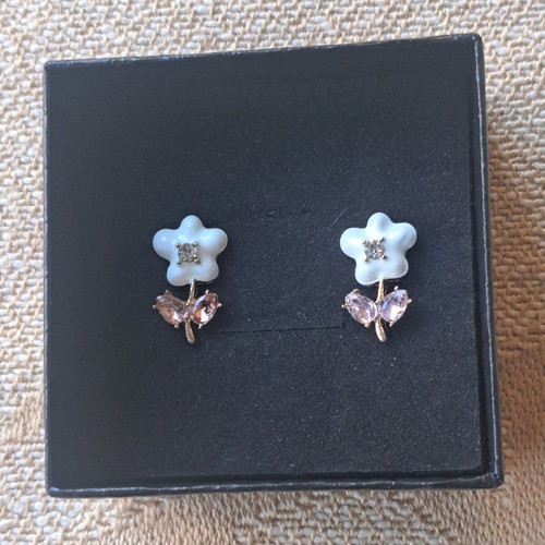 Gold plated 925 silver earrings like new, pearl flower with crystals