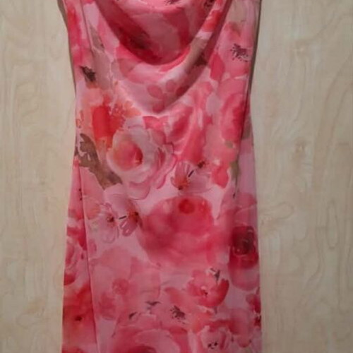 Summer dress red, like new, size M
