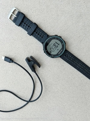 Garmin ForeRunner 235 like new