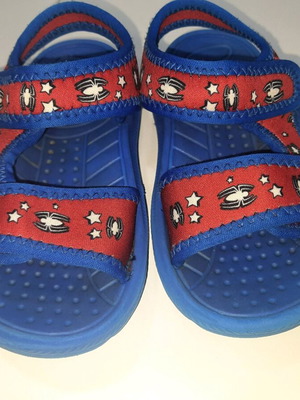 Marvel Spider-Man sandals used, size 25, blue and red
