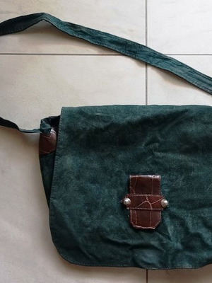 Crossbody bag green suede with brown leather details like new