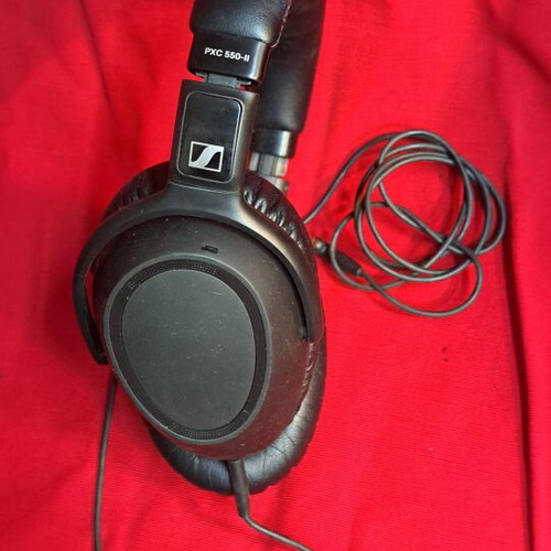 Sennheizer PCX550-II headphones like new wired