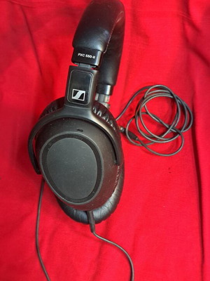 Sennheizer PCX550-II headphones like new wired