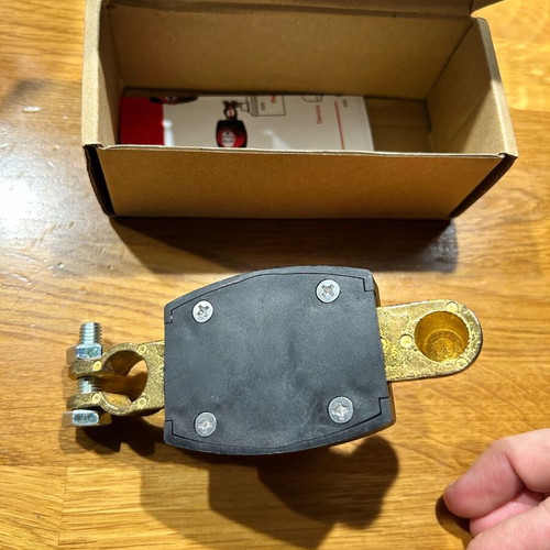 Battery switch new with 15mm pole diameter