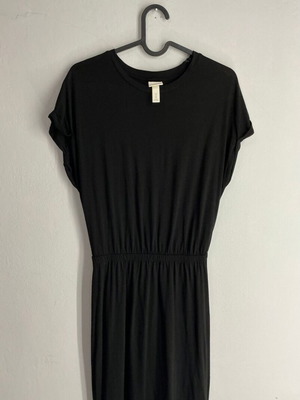 H&M dress like new, black, size XS with waist elastic