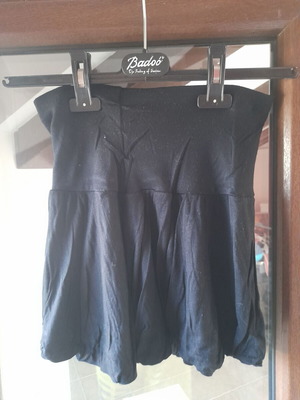 Black skirt for girls 8-9 years like new, length 33 cm