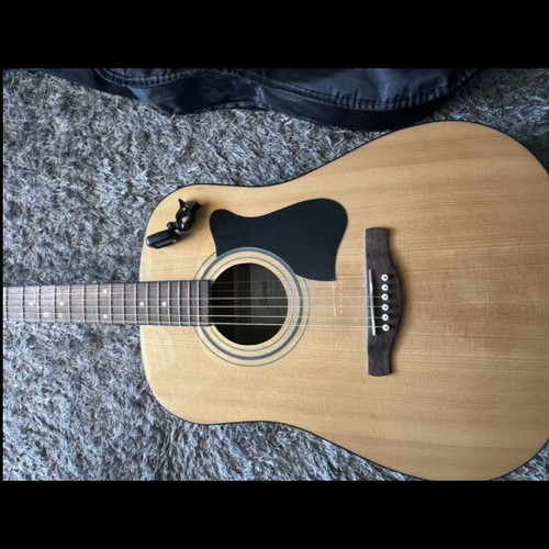 Ibanez guitar like new