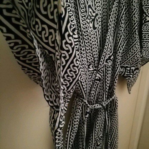 Japanese unisex kimono 100% cotton like new