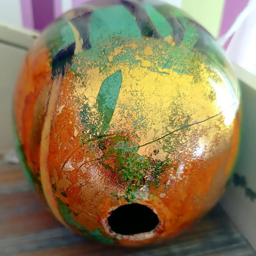 Ostrich Egg from South Africa like new with gold leaf and detailed colors