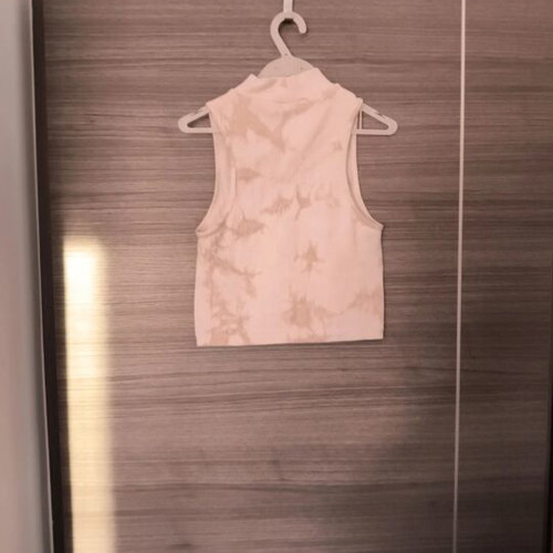 Amisu sleeveless top like new, white and beige, size XS