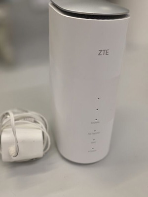 ZTE MC888 5G+ router σαν καινούργιο, συμβατός με κάρτες SIM Q και NOVA