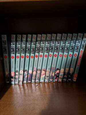 Spy Family manga volumes 1-15 with Family Portrait book