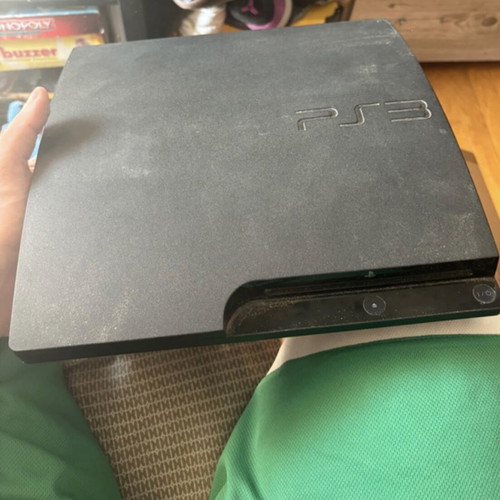 PlayStation 3 (PS3) console without cables