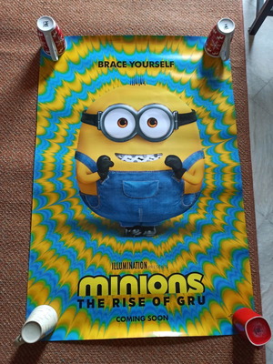 Αφίσα Minions διαστάσεις 98×68 με δώρο άλλες δύο αφίσες